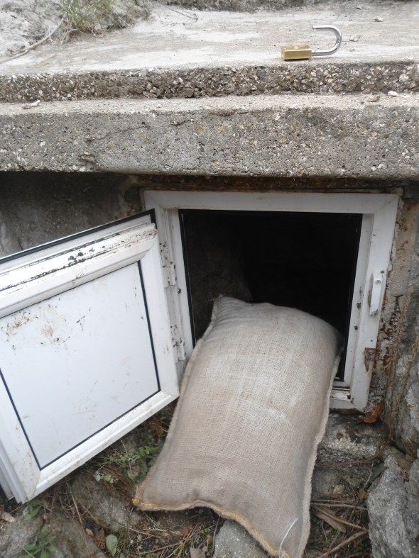 Καθαρισμός δεξαμενής με ζεόλιθο Κοτζιάς Φέρες Έβρου.